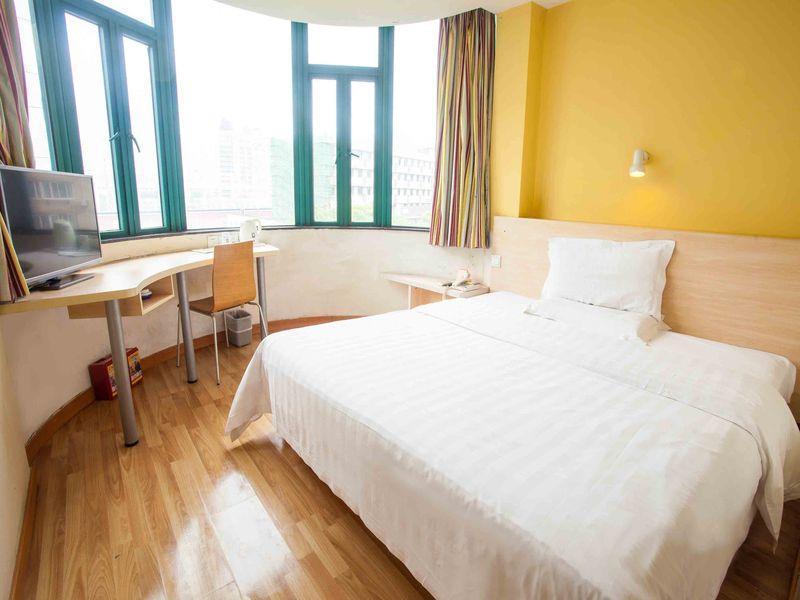 7 Days Inn Furong Zhong Road Changsha Buitenkant foto